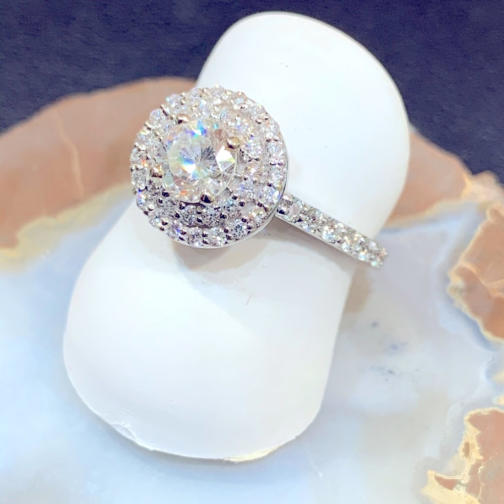 Sold!!!🥳🥳🥳🥳Double Halo Diamond Ring